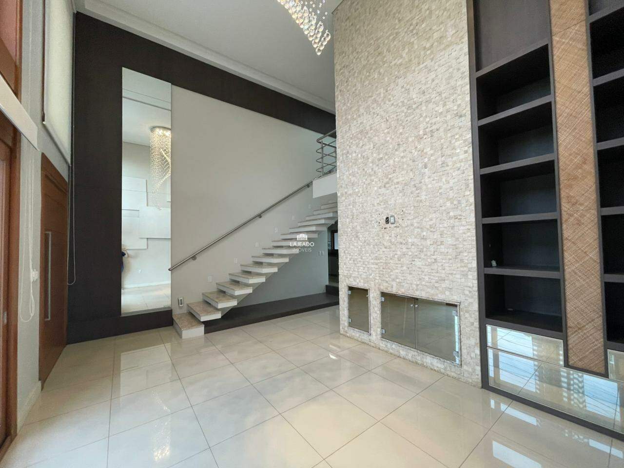 Casa, 3 quartos, 260 m² - Foto 4