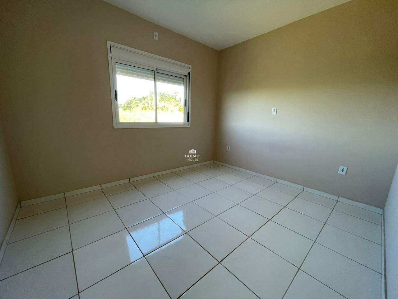 Apartamento para aluguel no Universitário: 