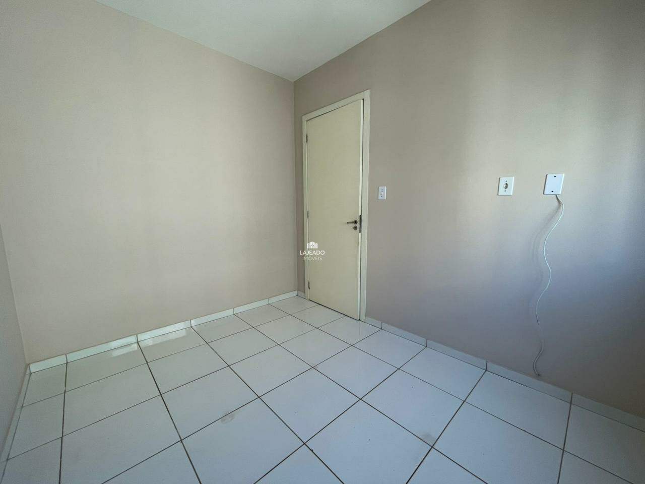 Apartamento para aluguel no Universitário: 