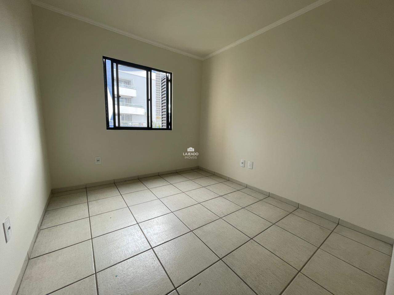 Apartamento para aluguel no São Cristóvão: 