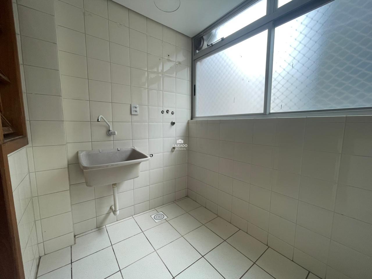 Apartamento para aluguel no Centro: 