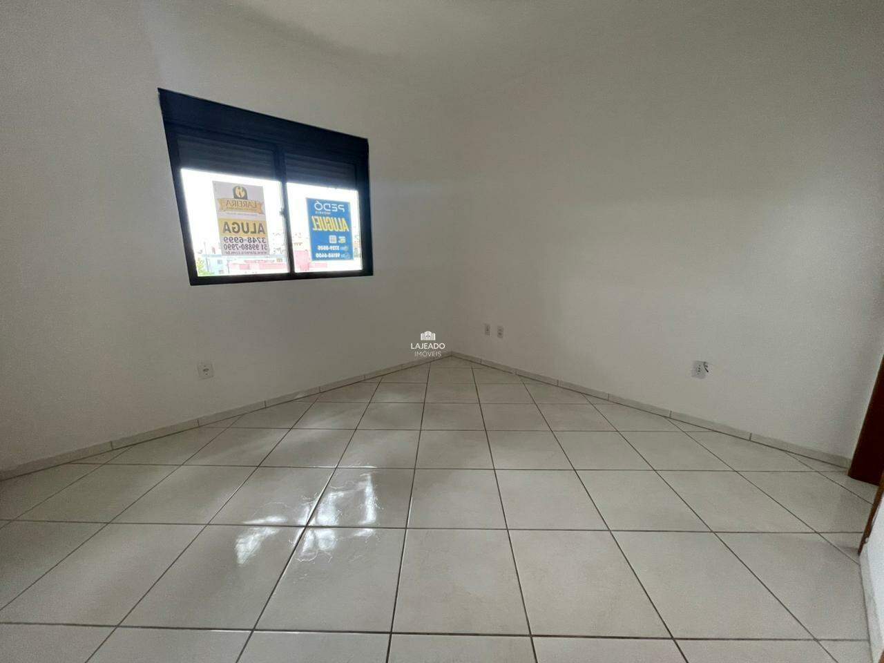 Apartamento para aluguel no Florestal: 