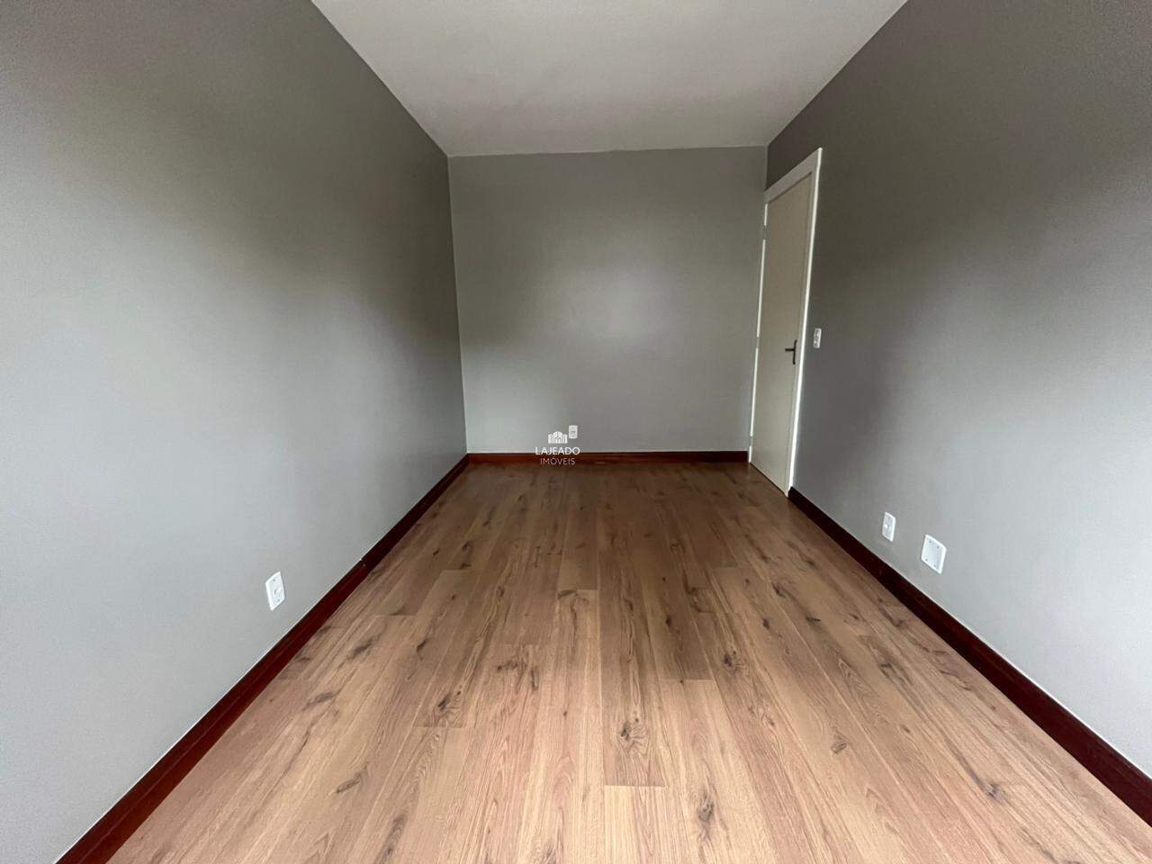 Apartamento para aluguel no Moinhos: 