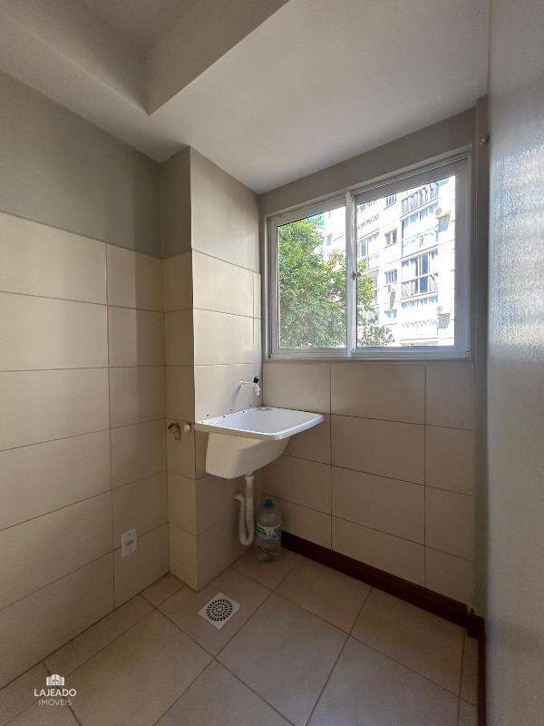 Apartamento para alugar com 2 quartos, 60m² - Foto 7