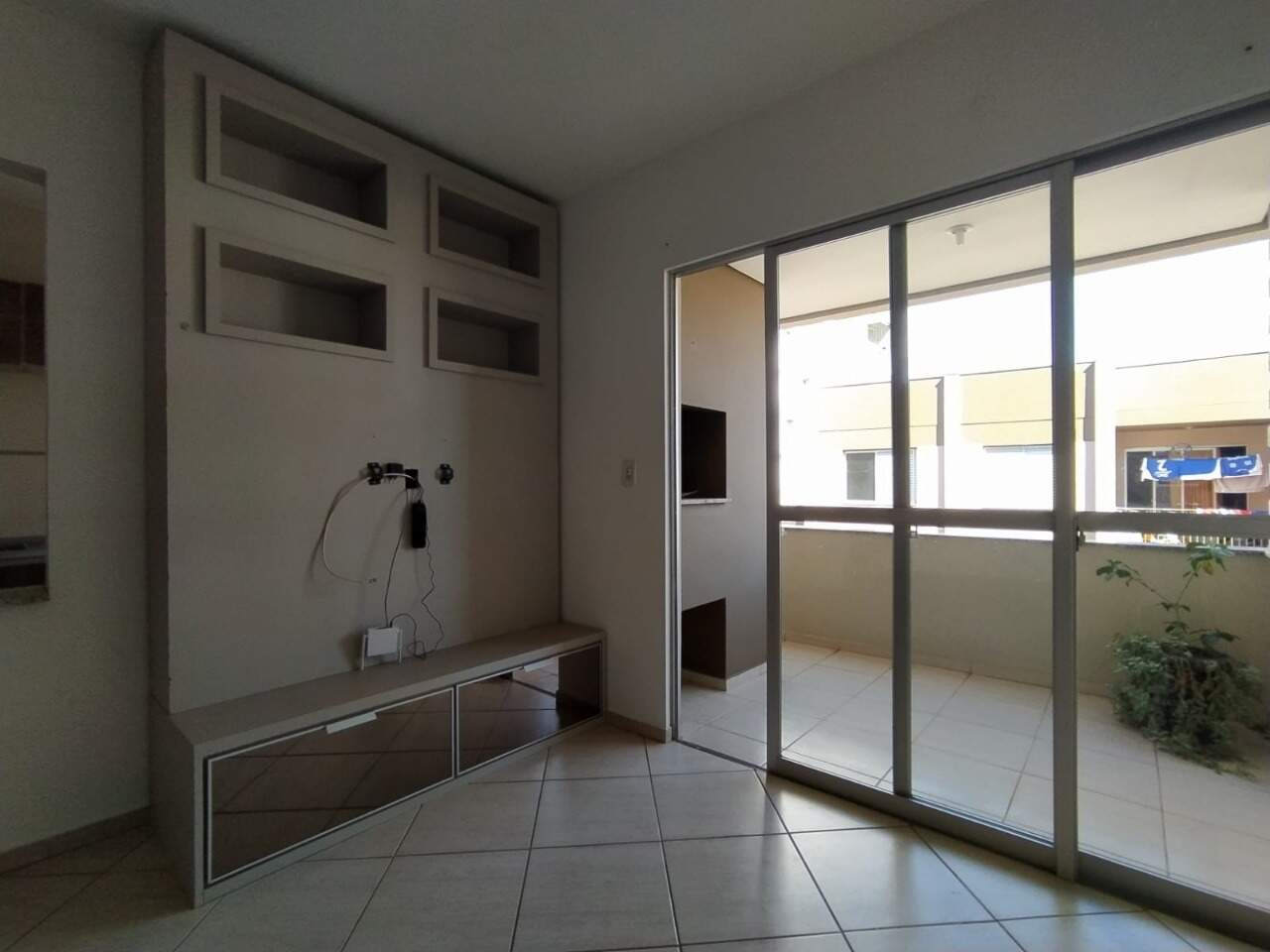 Apartamento para aluguel no Florestal: 