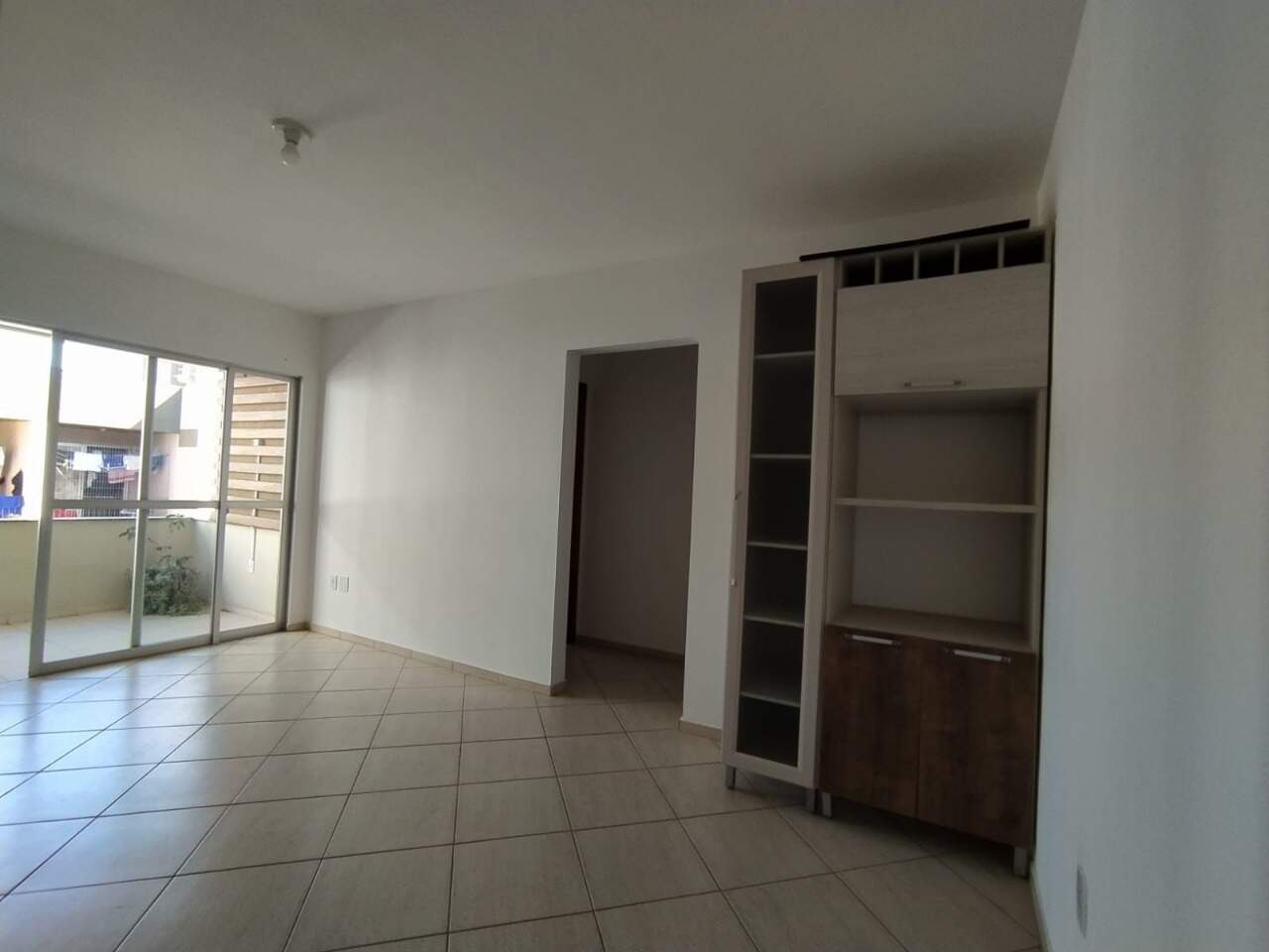 Apartamento para aluguel no Florestal: 