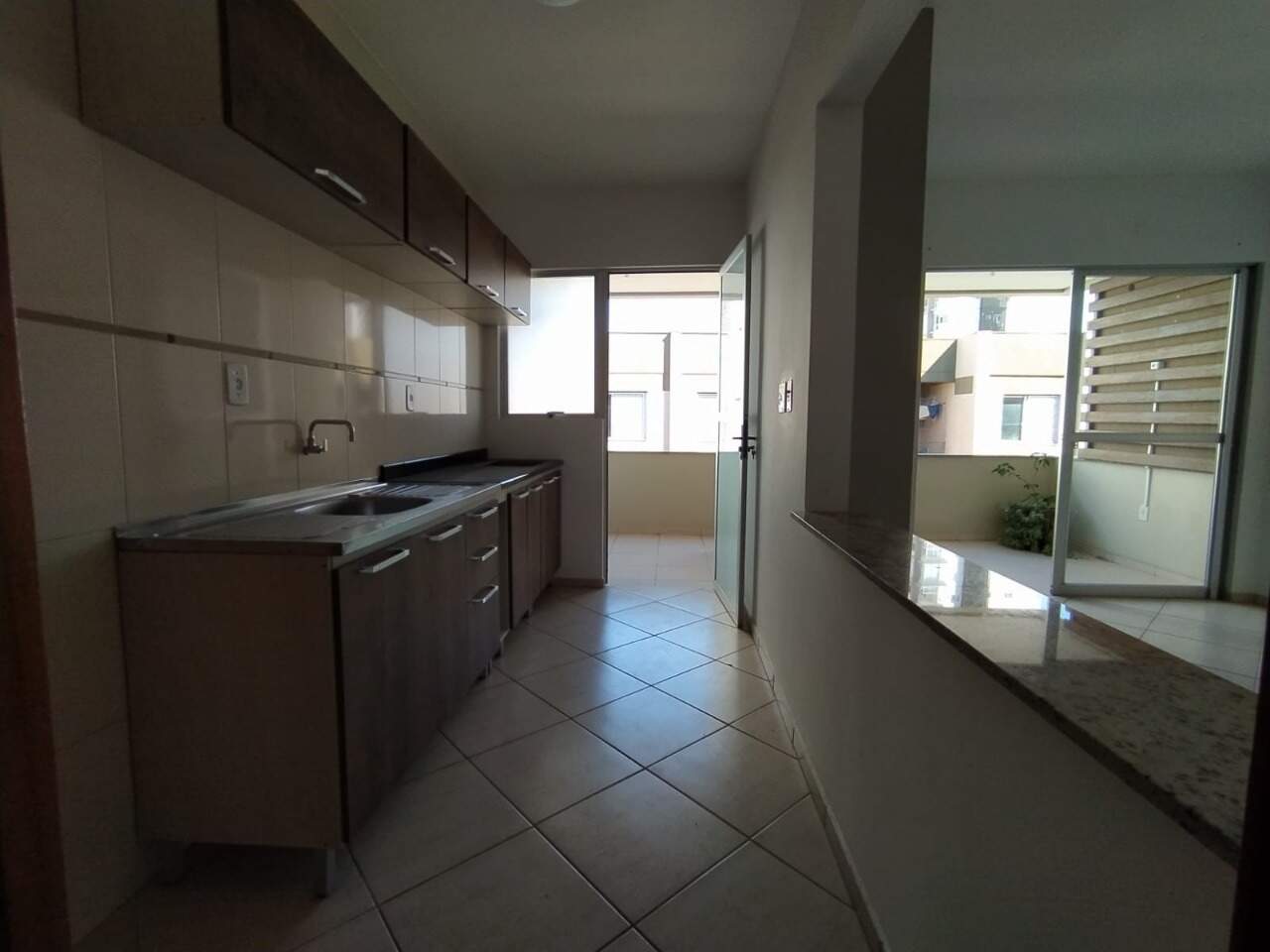 Apartamento para aluguel no Florestal: 