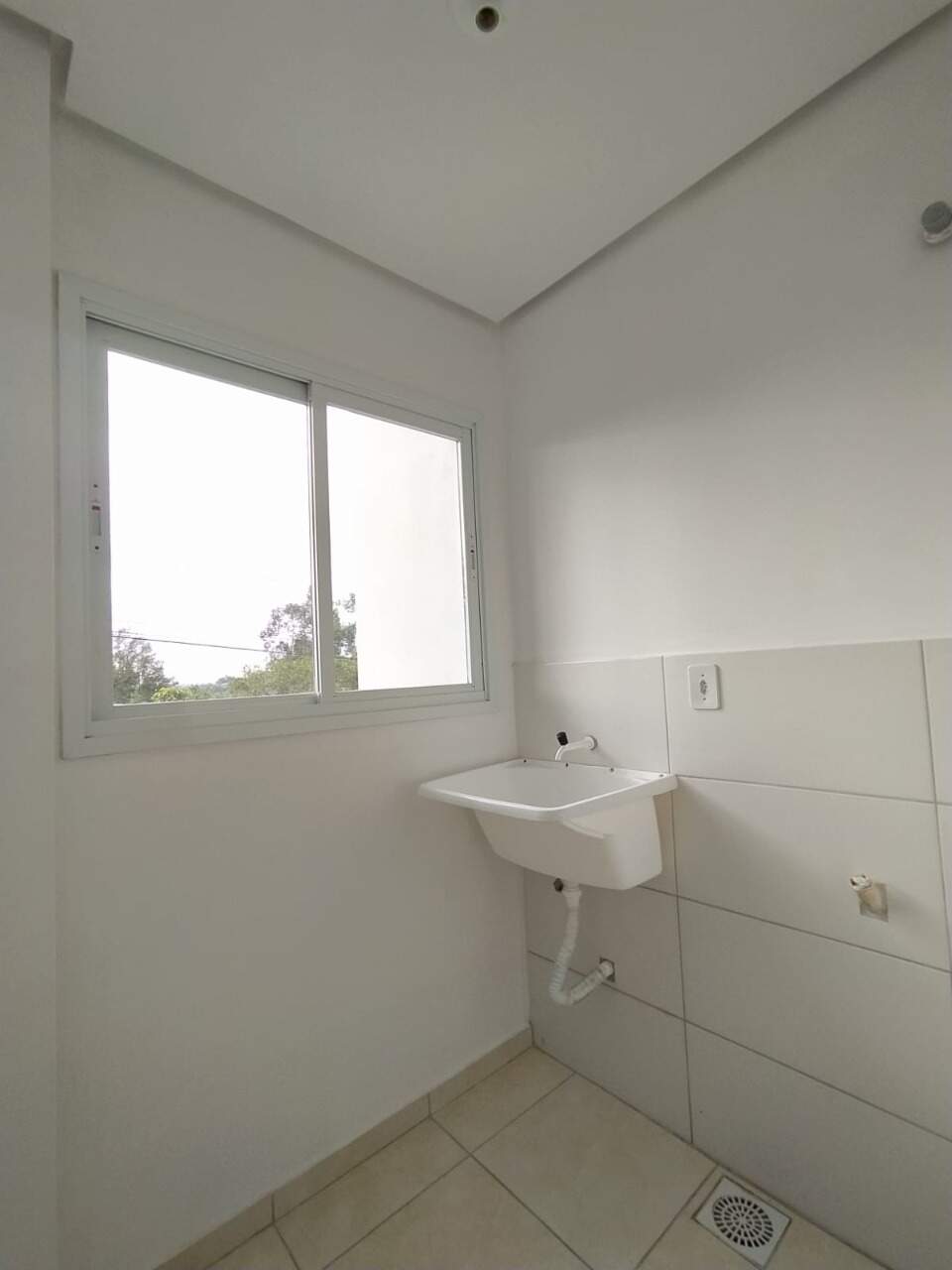 Apartamento para alugar com 2 quartos, 56m² - Foto 7