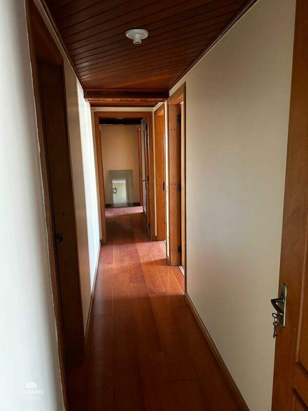 Apartamento para alugar com 3 quartos, 228m² - Foto 25