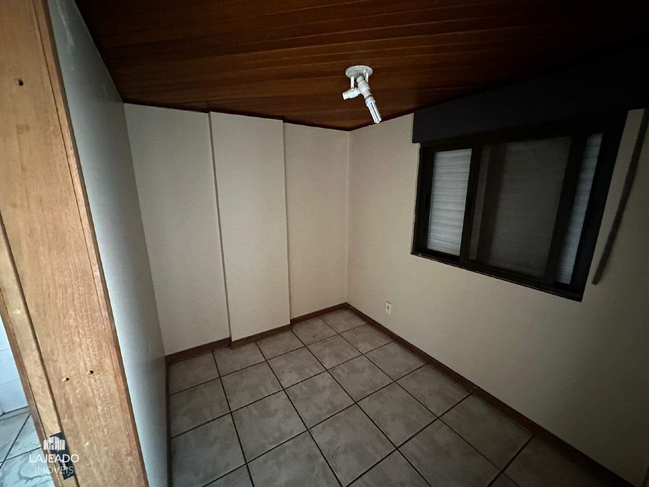 Apartamento para alugar com 3 quartos, 228m² - Foto 20