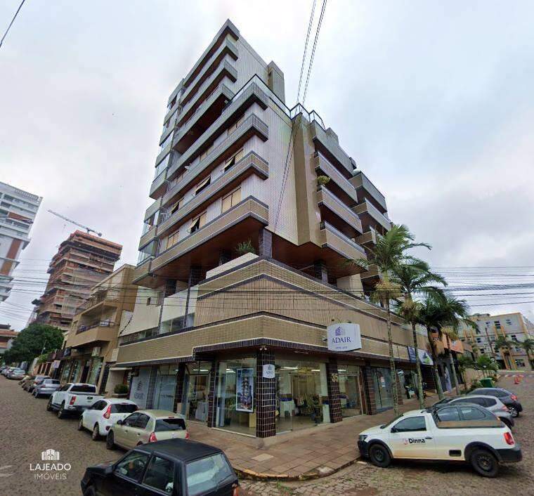 Apartamento para alugar com 3 quartos, 228m² - Foto 1