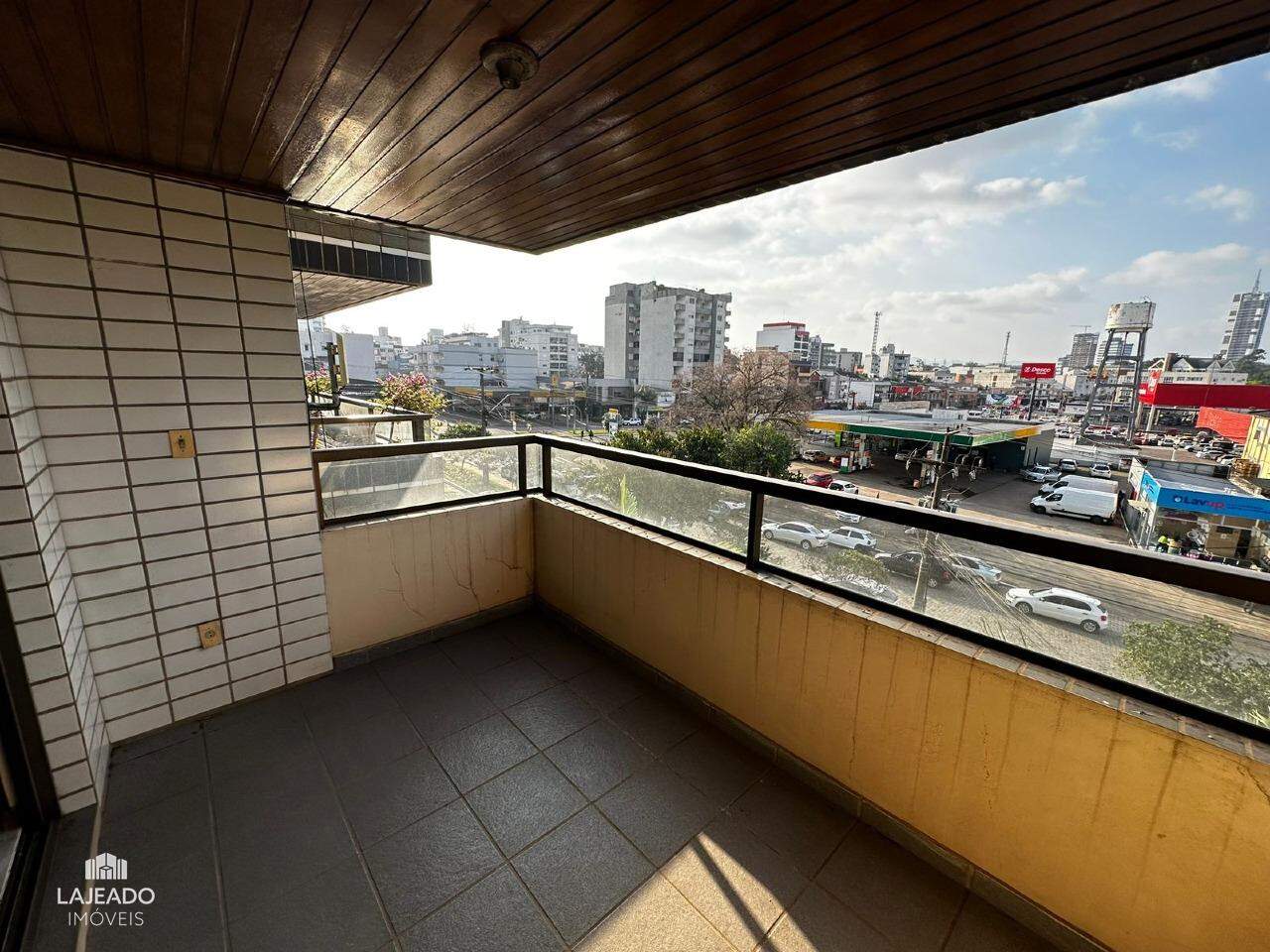 Apartamento para alugar com 3 quartos, 228m² - Foto 17