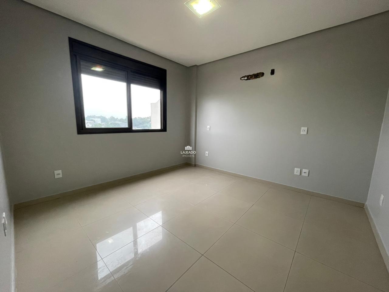 Apartamento para aluguel no Florestal: 