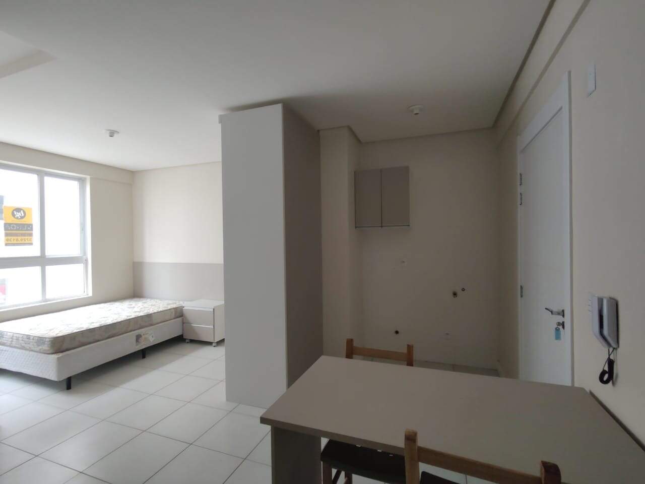 Kitnet para aluguel no Universitário: 