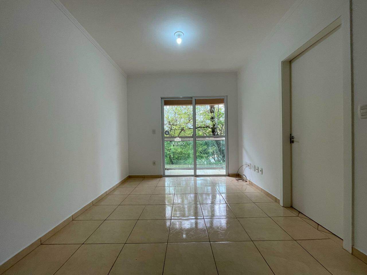 Apartamento, 1 quarto, 50 m² - Foto 2