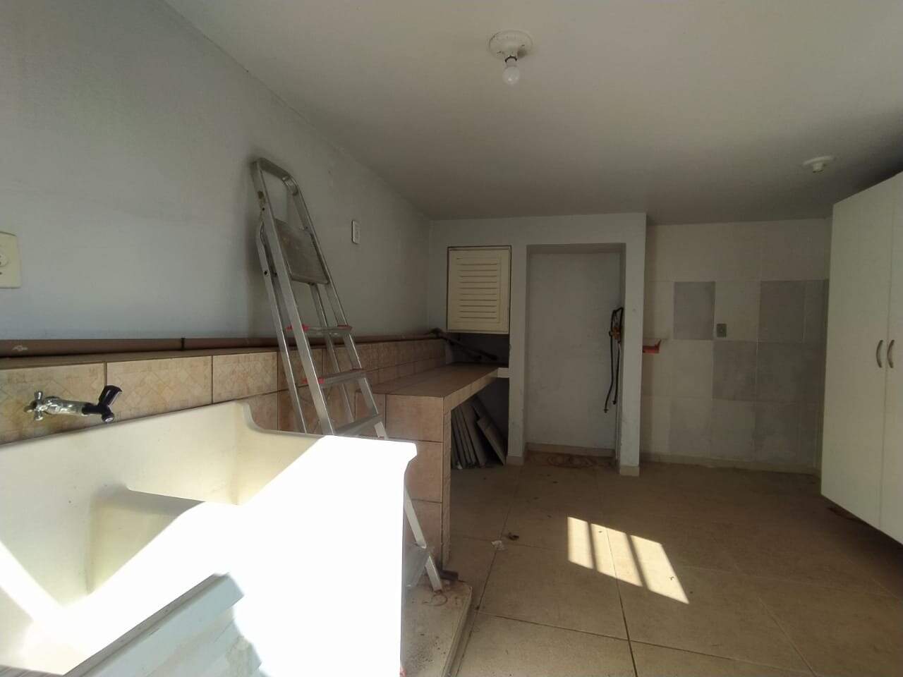 Casa para alugar com 3 quartos, 184m² - Foto 21