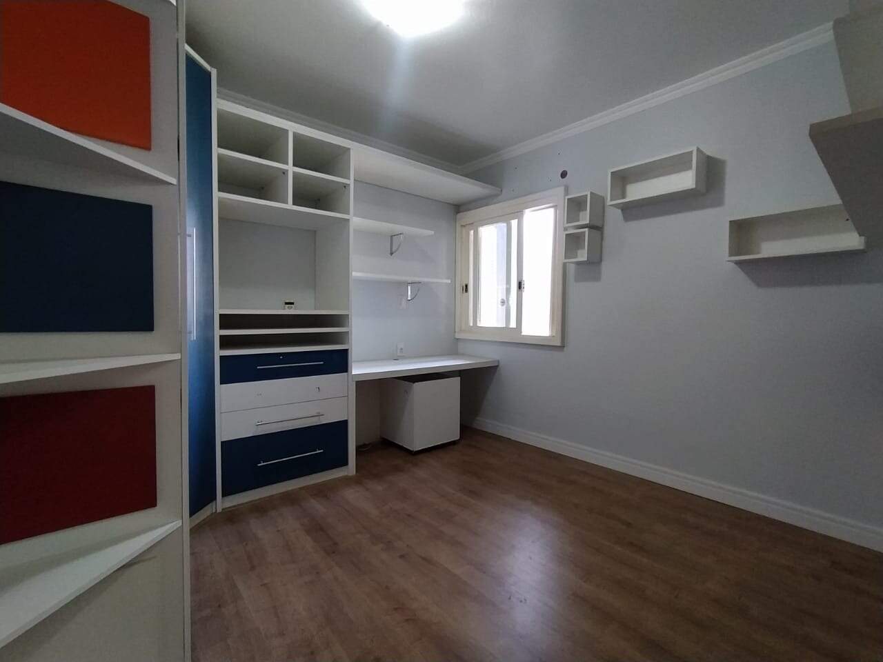 Casa para alugar com 3 quartos, 184m² - Foto 14