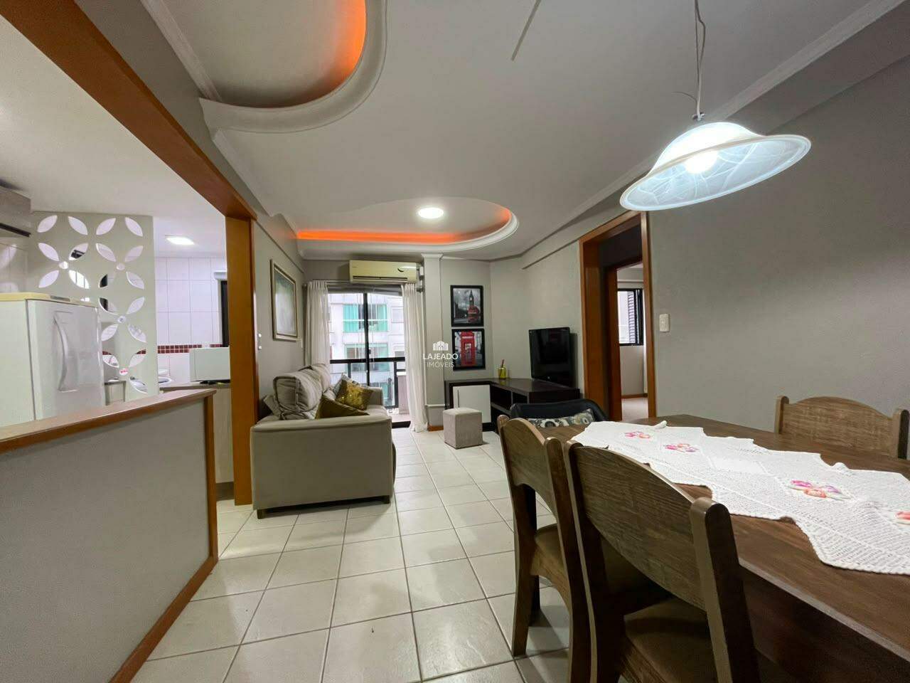 Apartamento para aluguel no Centro: 