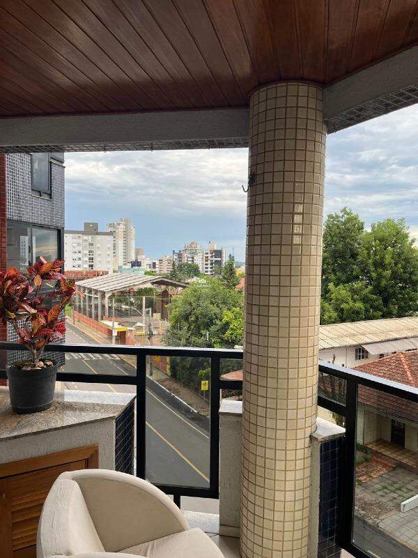 Apartamento para aluguel no Centro: 