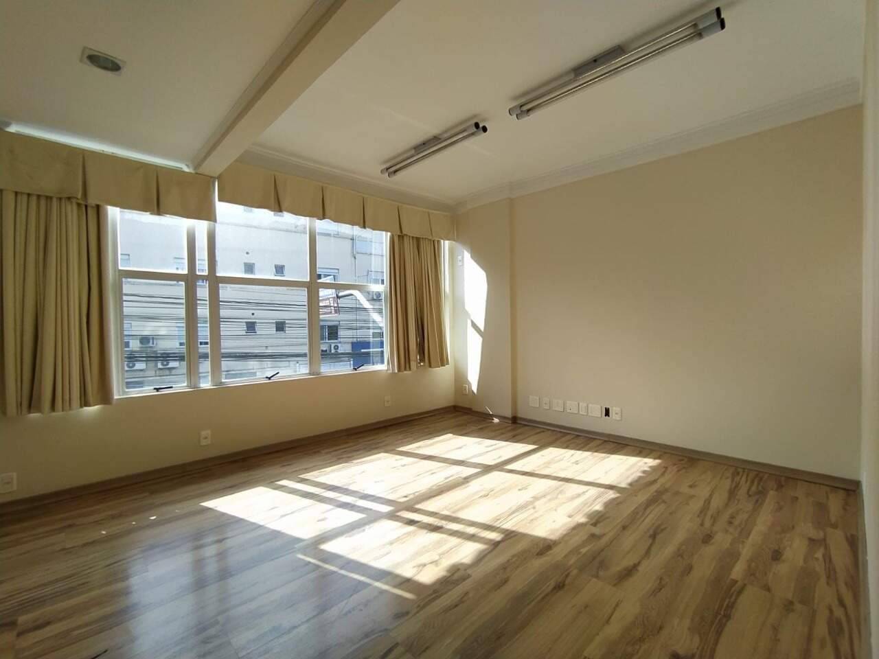 Conjunto Comercial-Sala para alugar, 80m² - Foto 4