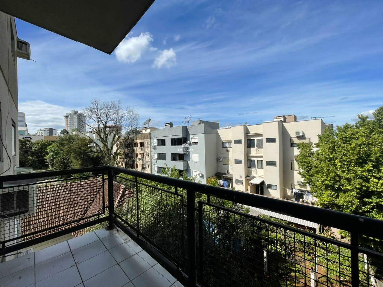 Apartamento para aluguel no Florestal: 