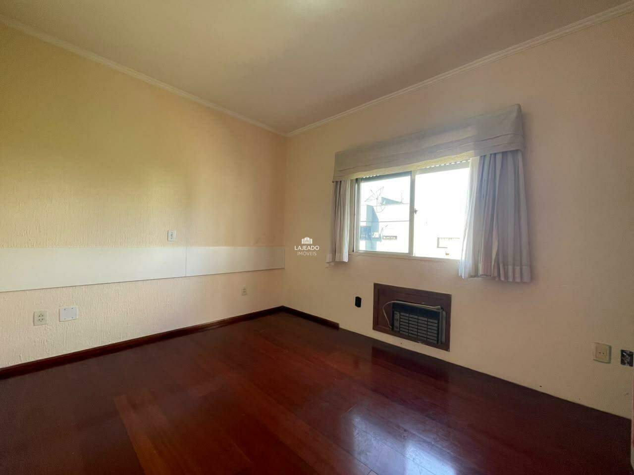 Apartamento para aluguel no Florestal: 