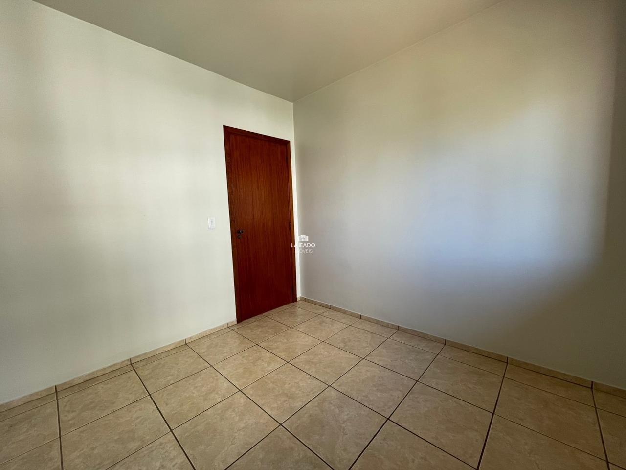 Apartamento para aluguel no Moinhos: 