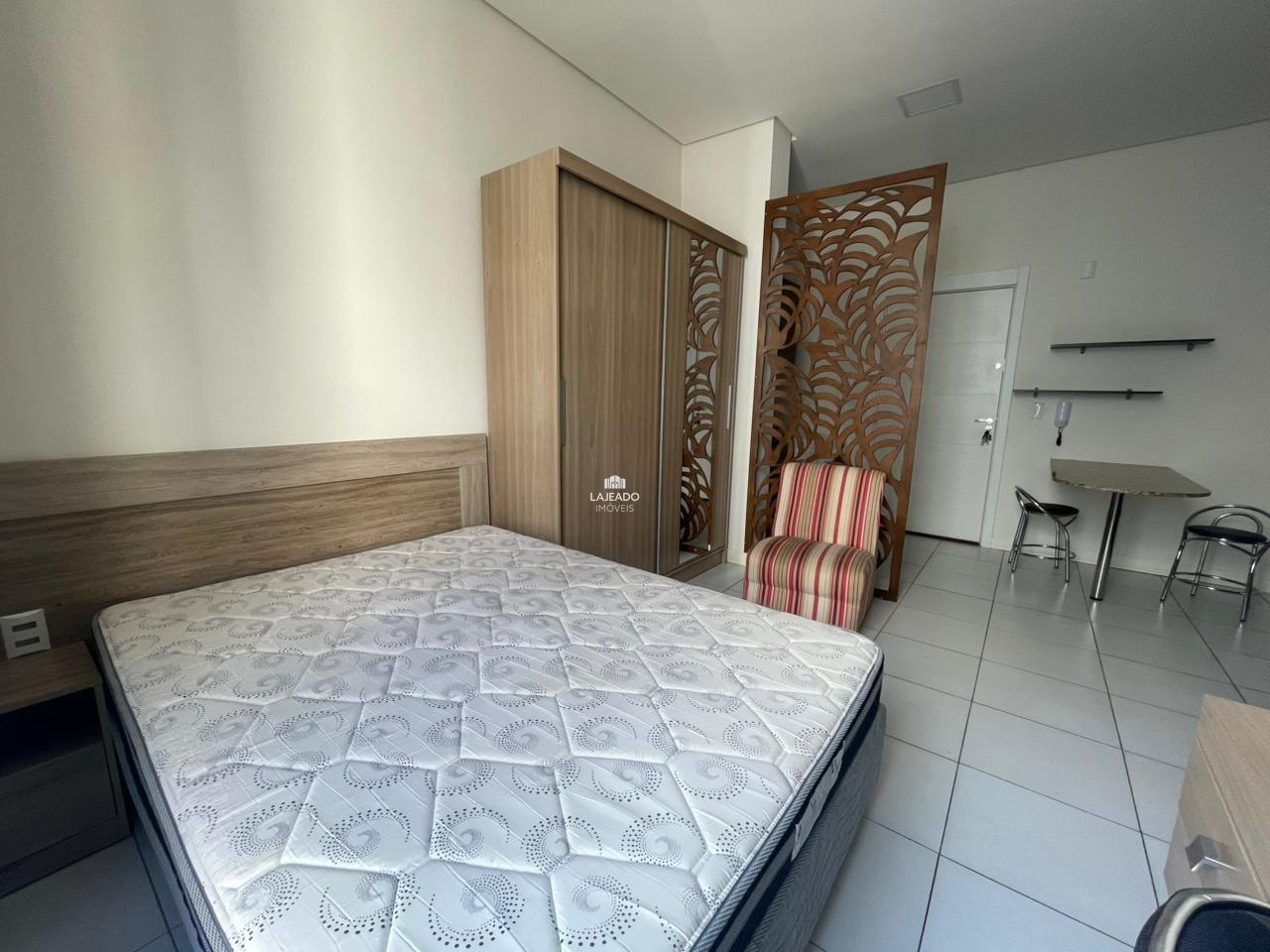 Kitnet para aluguel no Universitário: 