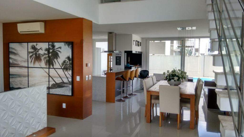 Casa à venda com 5 quartos, 238m² - Foto 9