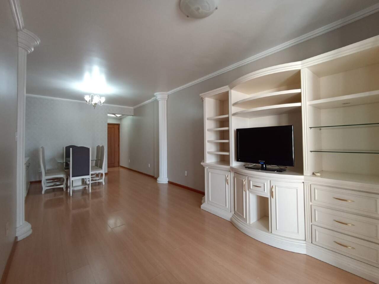 Apartamento para aluguel no Centro: 