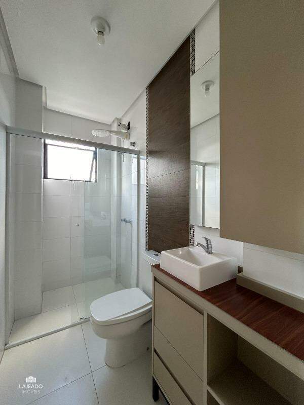 Apartamento para alugar com 1 quarto, 51m² - Foto 9