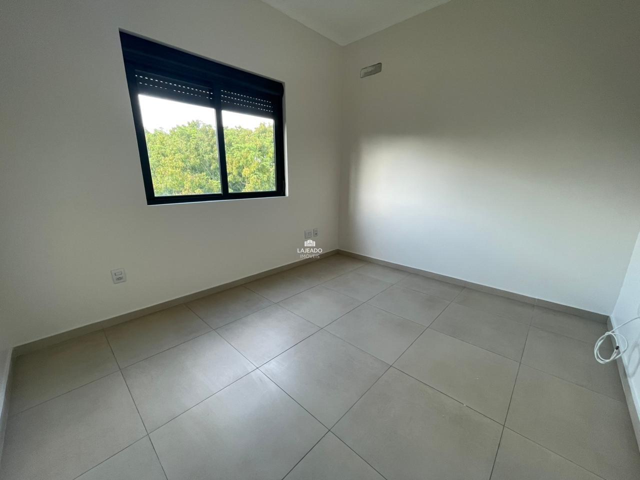 Apartamento para aluguel no Florestal: 