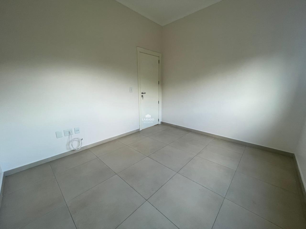Apartamento para aluguel no Florestal: 
