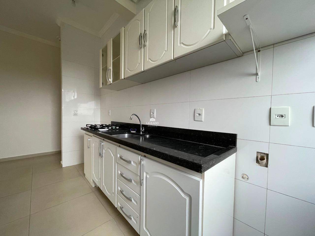 Apartamento para aluguel no Florestal: 