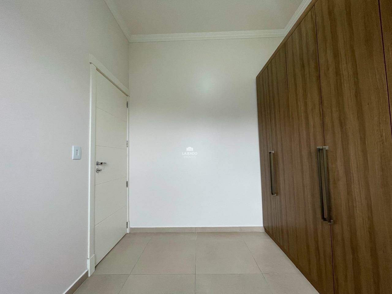 Apartamento para aluguel no Florestal: 