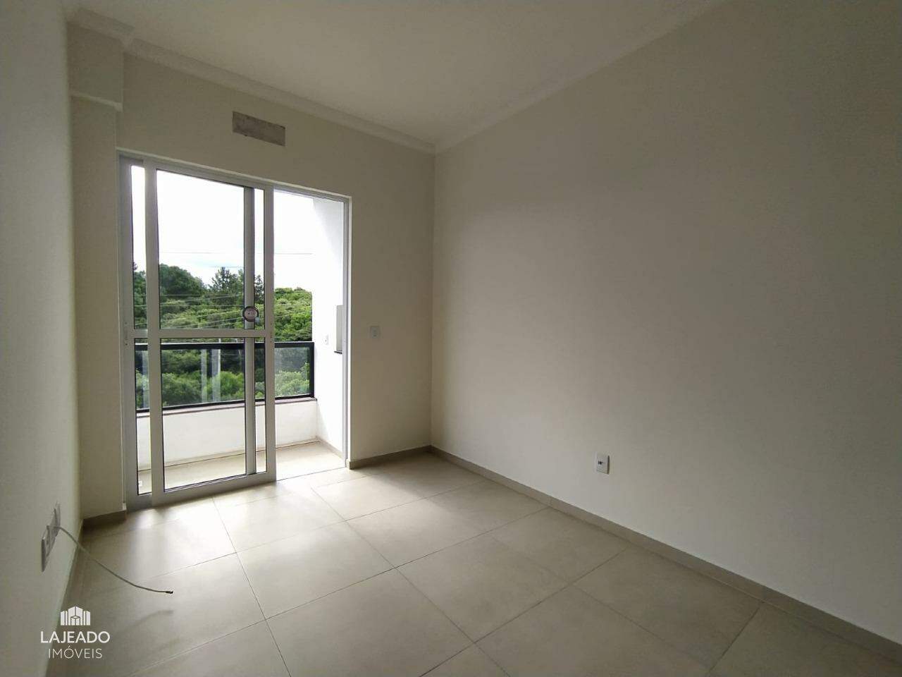 Apartamento para alugar com 2 quartos, 56m² - Foto 3