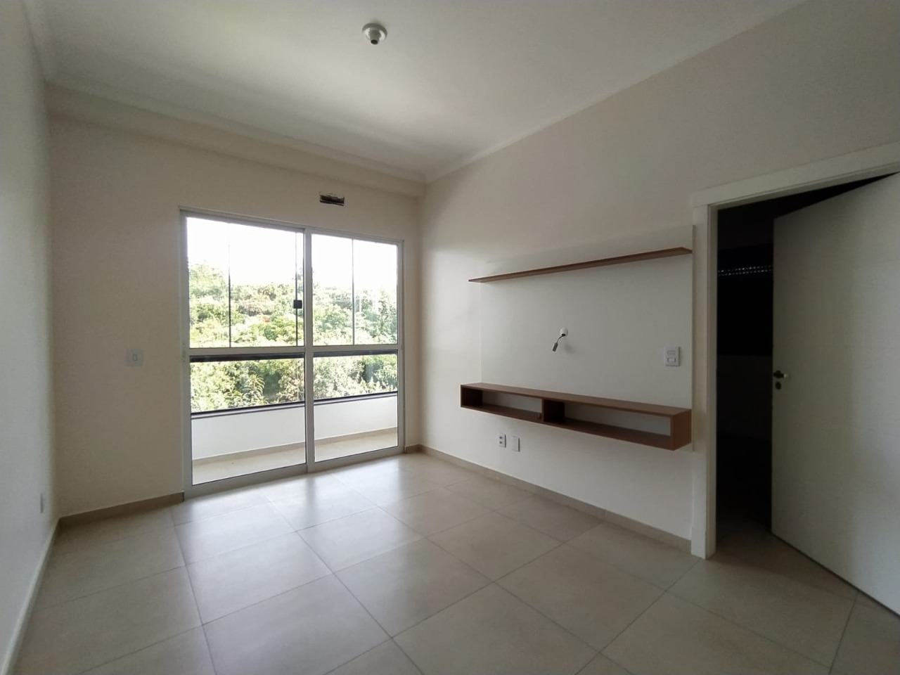 Apartamento para aluguel no Florestal: