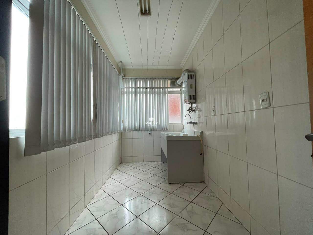 Casa, 3 quartos, 270 m² - Foto 17