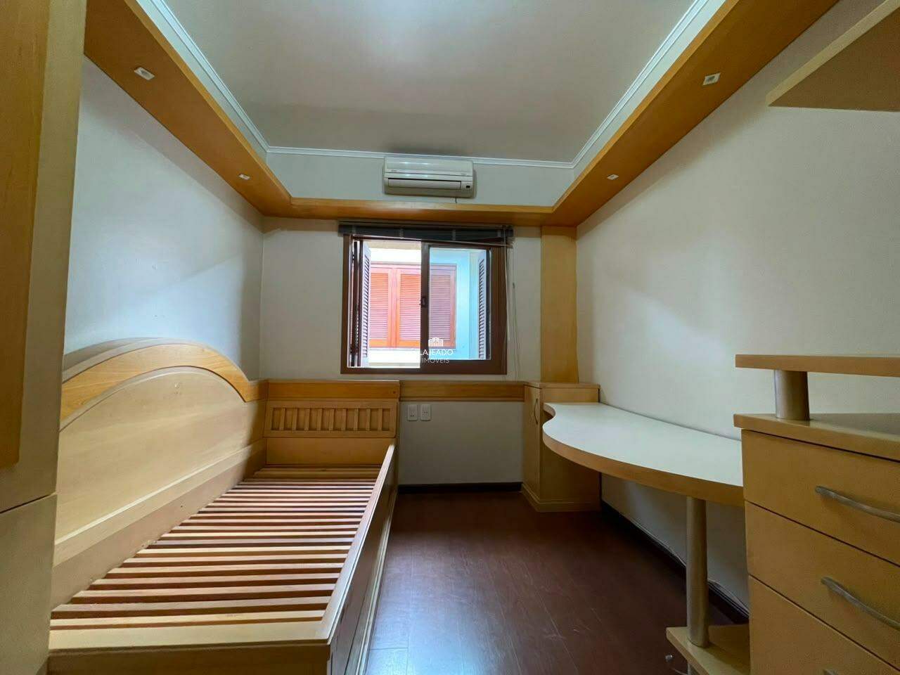 Casa, 3 quartos, 270 m² - Foto 7