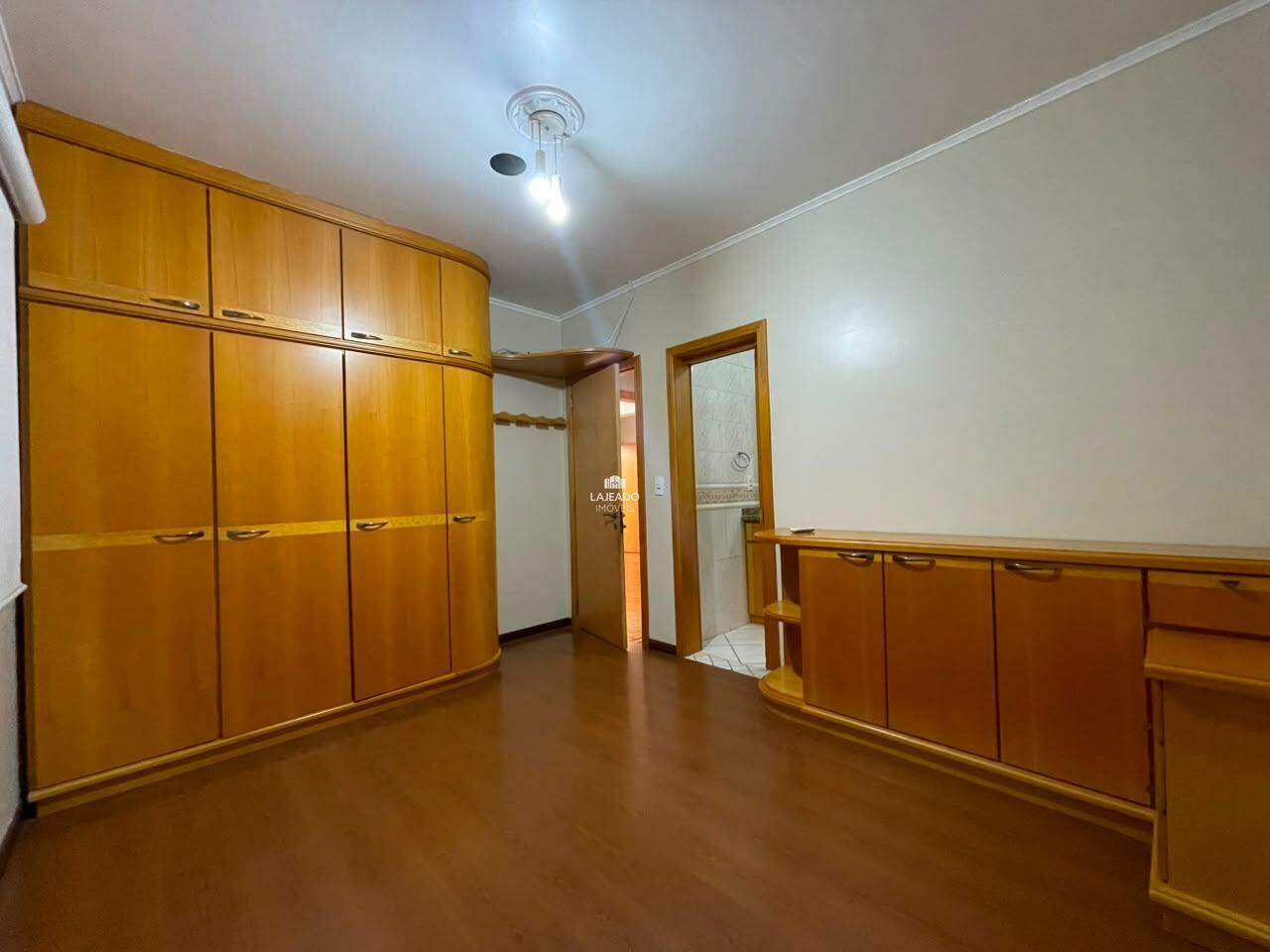 Casa, 3 quartos, 270 m² - Foto 10