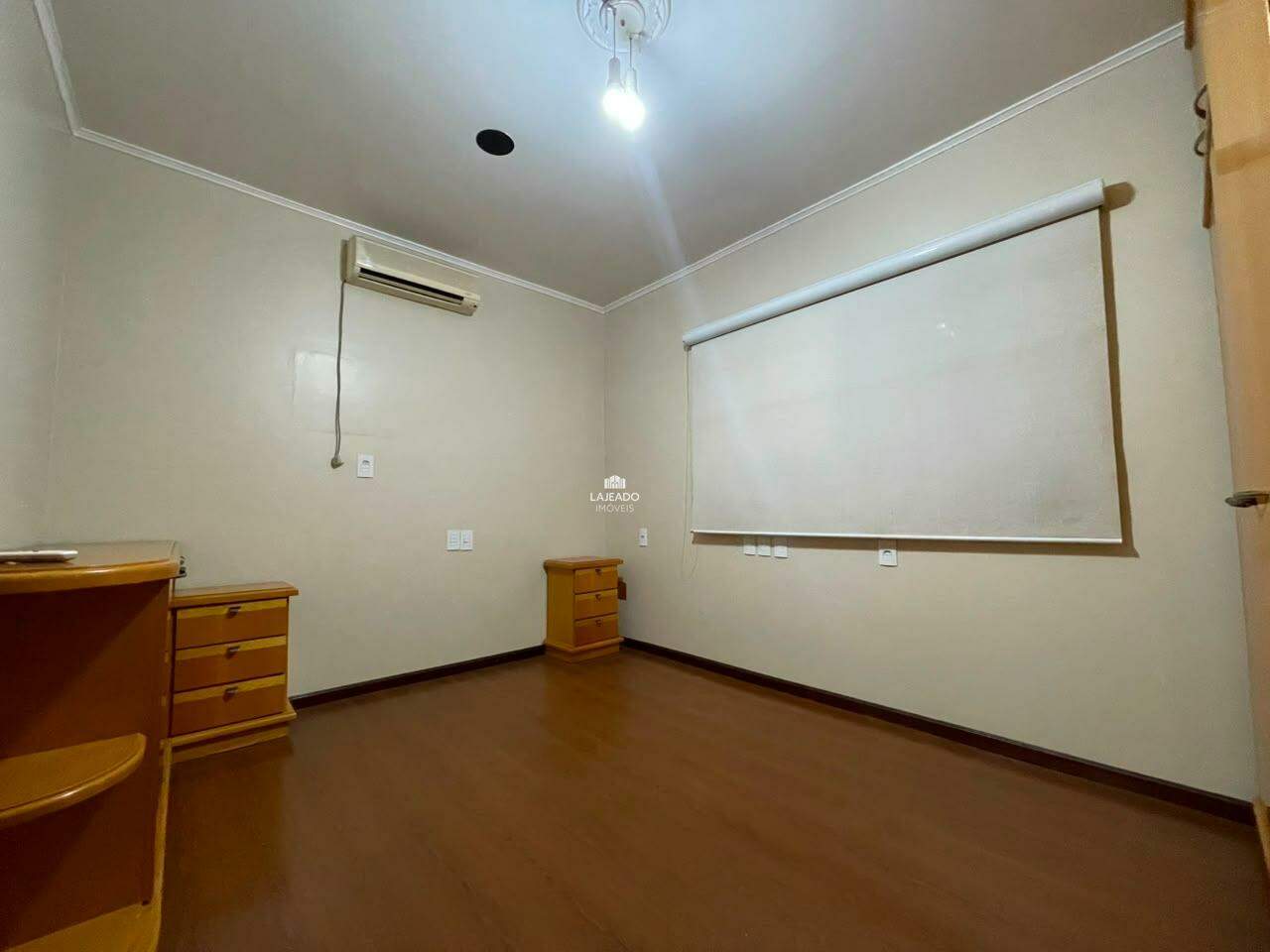 Casa, 3 quartos, 270 m² - Foto 9
