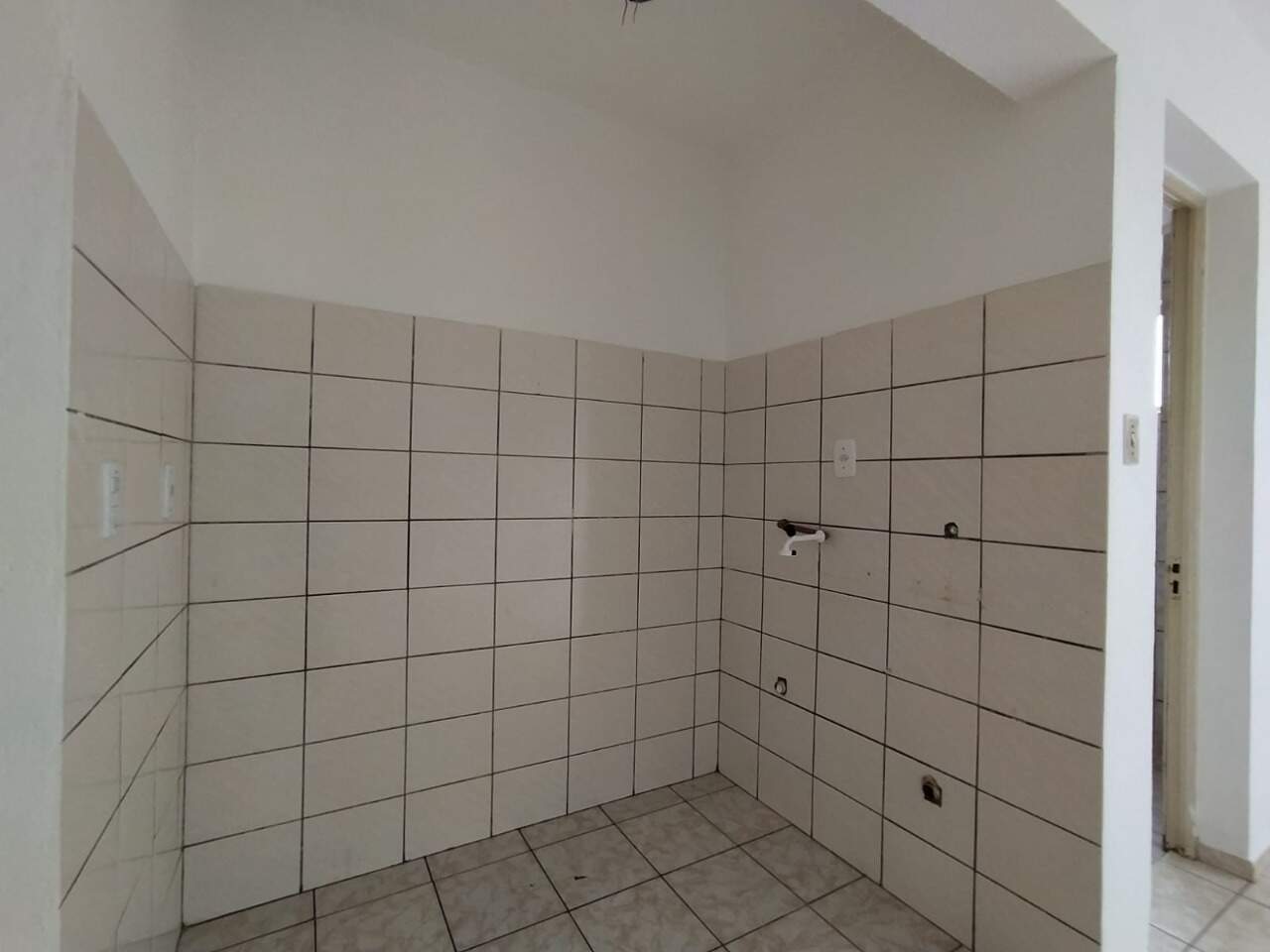 Kitnet para aluguel no Centro: 