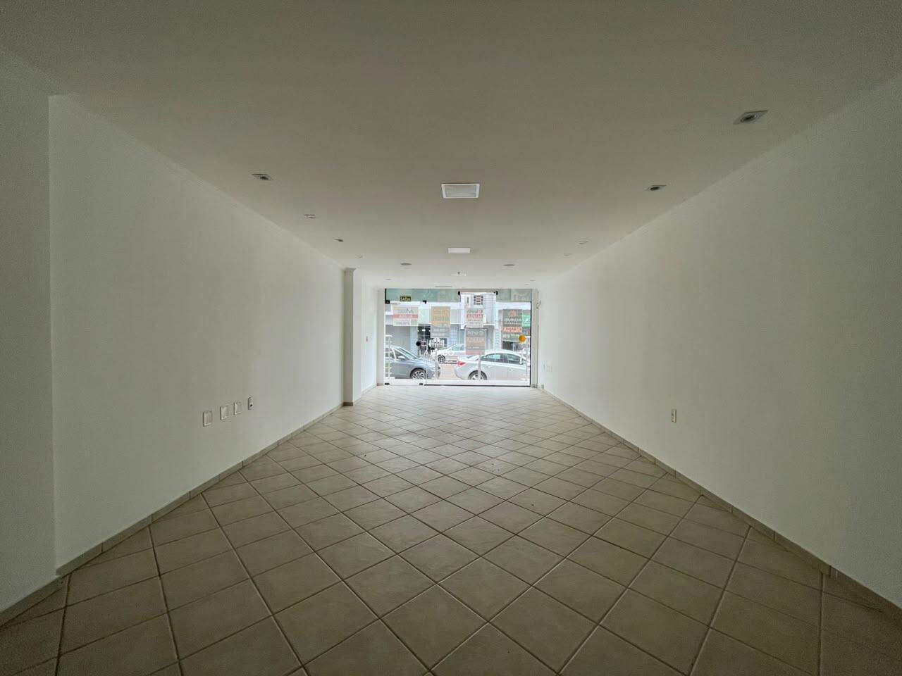 Loja-Salão, 76 m² - Foto 3