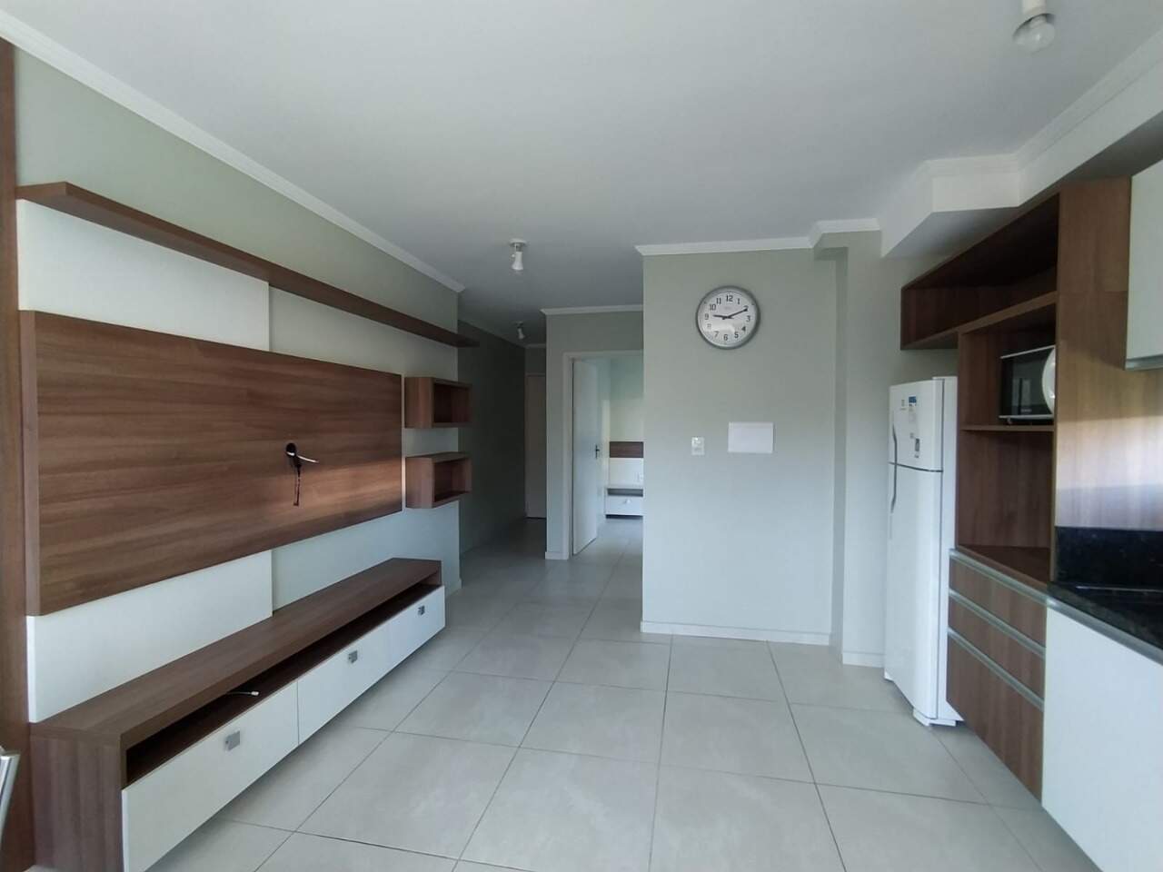 Apartamento para alugar com 1 quarto, 40m² - Foto 4