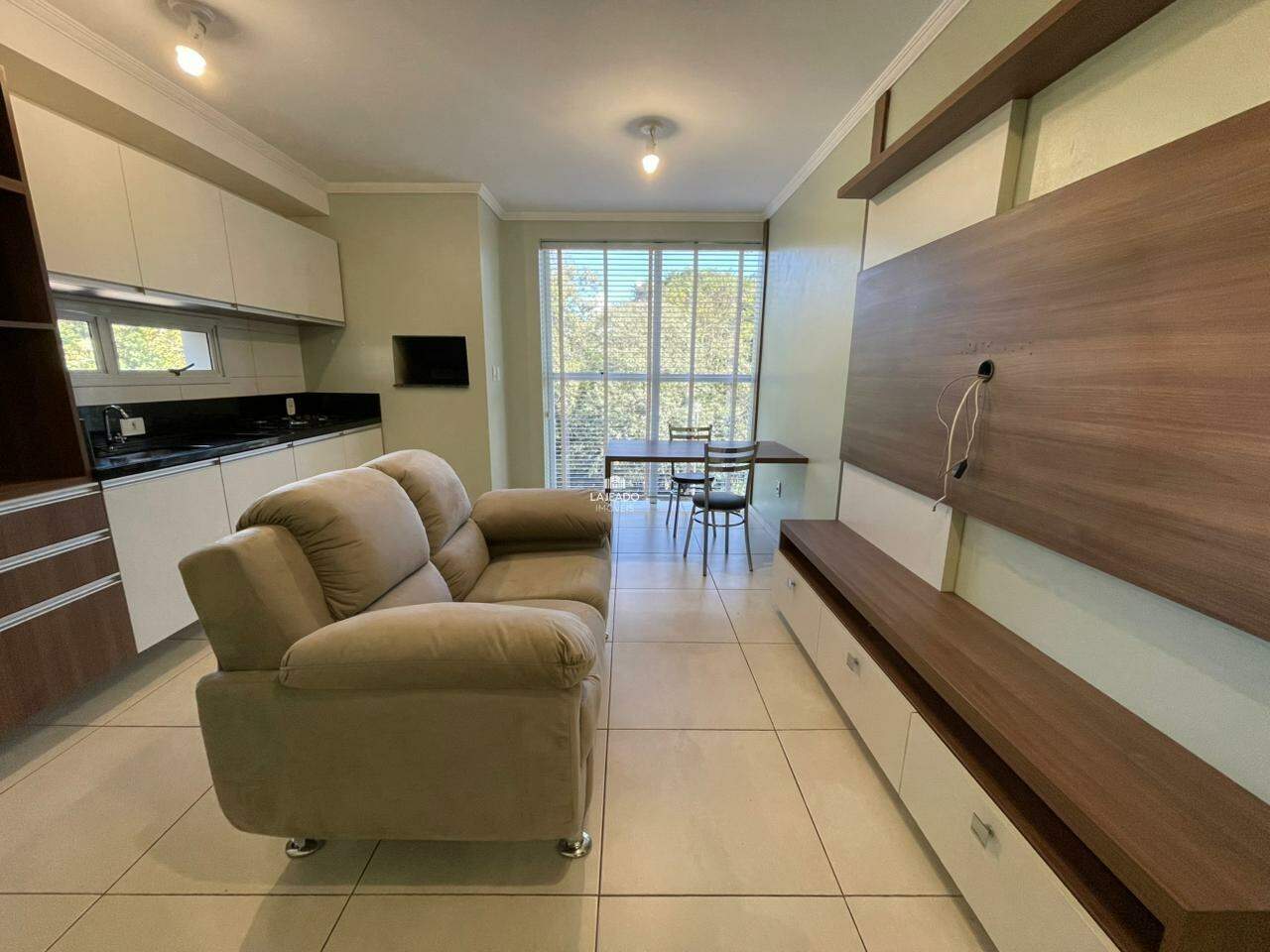 Apartamento para aluguel no Universitário: 