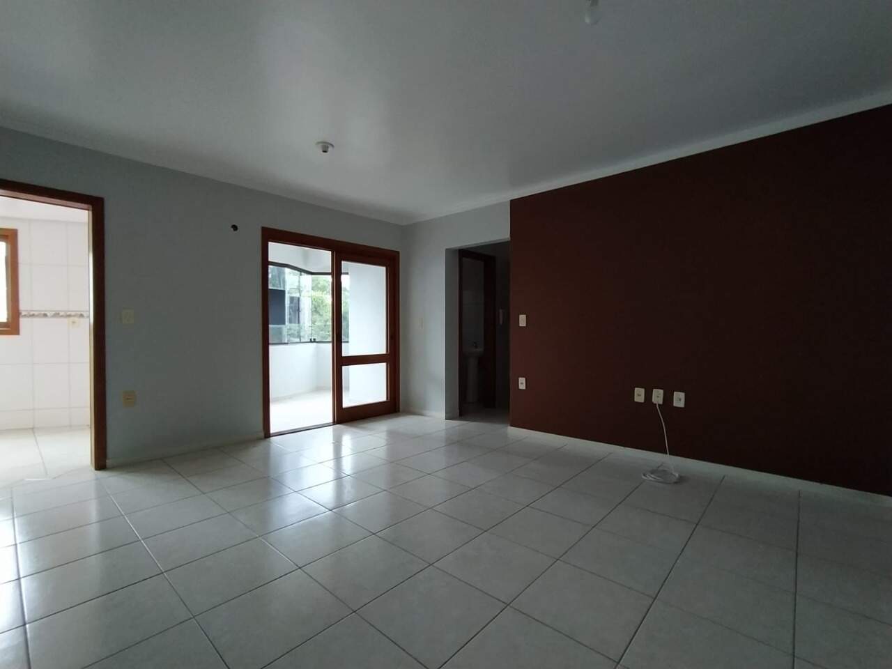Apartamento para aluguel no Florestal: 