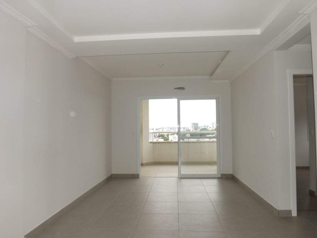 Apartamento para alugar com 2 quartos, 77m² - Foto 5