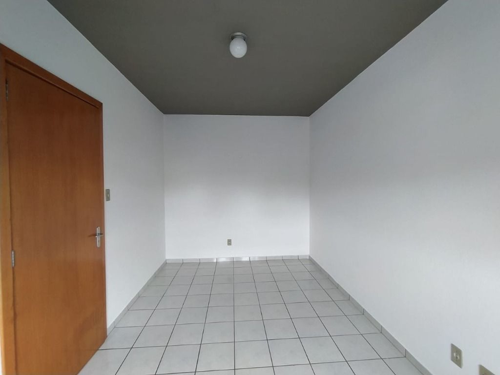 Apartamento para aluguel no São Cristóvão: 