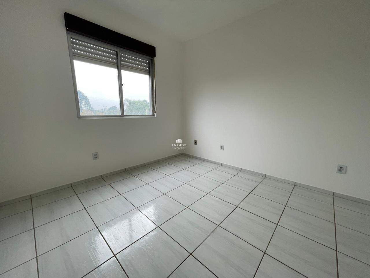 Apartamento para aluguel no Florestal: 