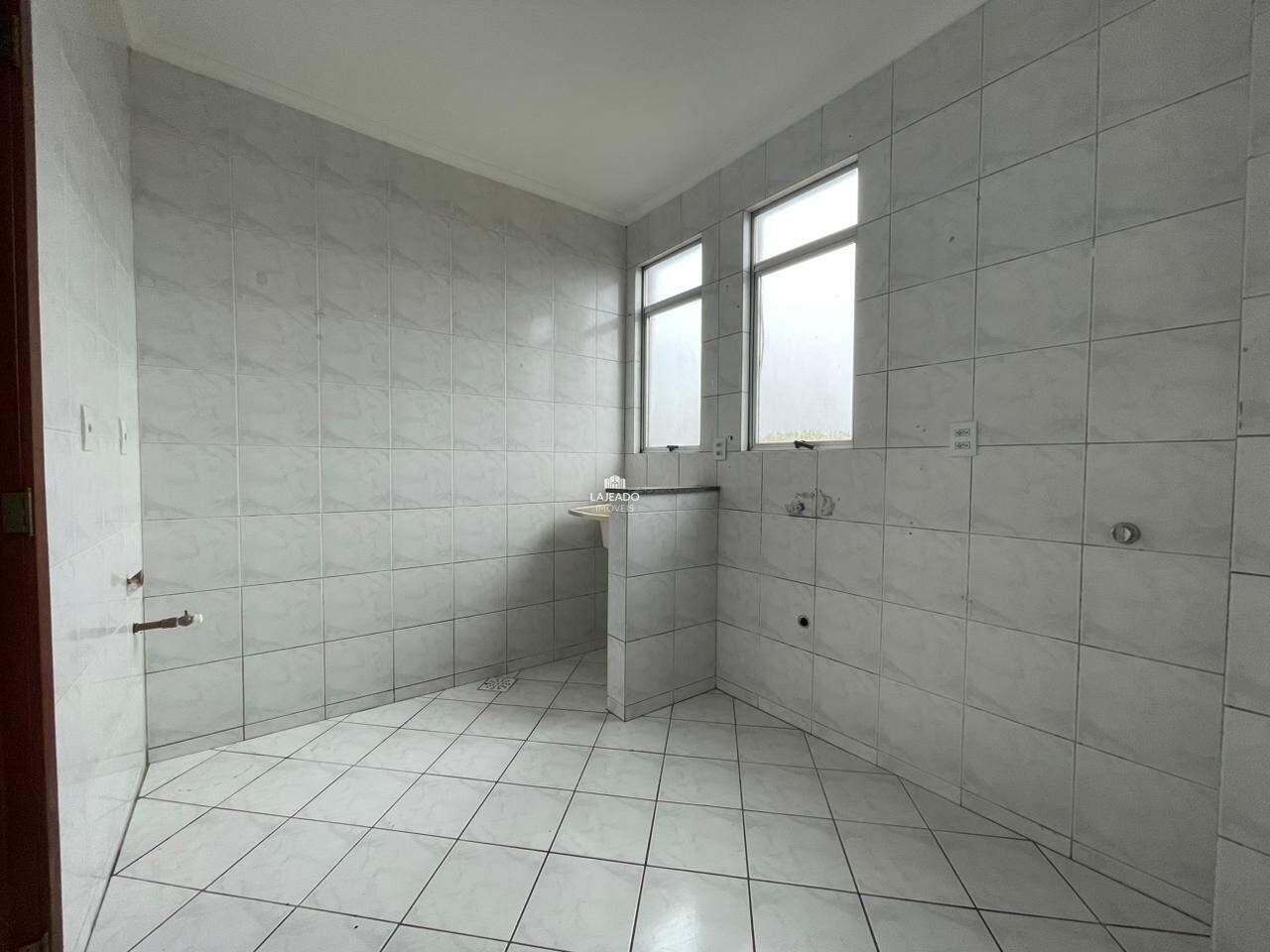 Apartamento para aluguel no Florestal: 